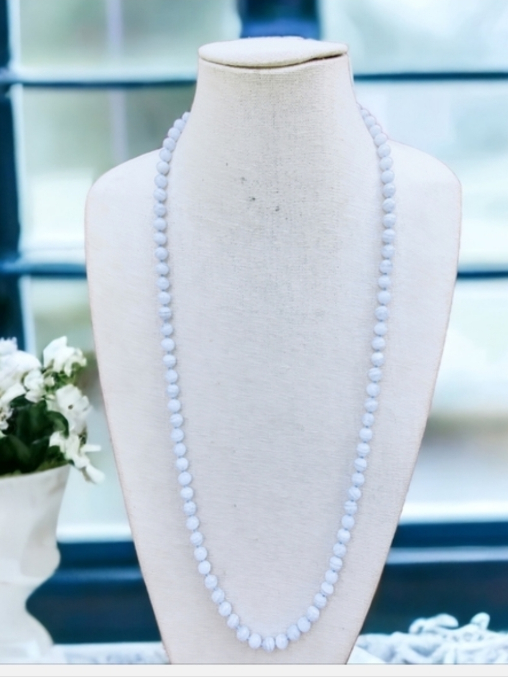 Vintage Blue Lace Agate Beaded Necklace - Light Blue - Picture 2 of 8